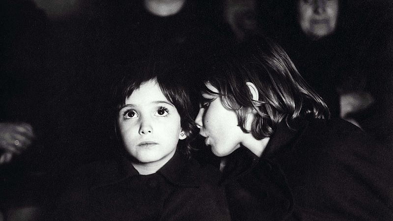 'El espíritu de la colmena': la película que se resume en una sola mirada, la de Ana Torrent