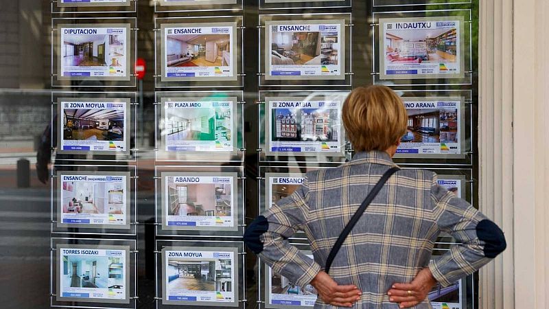 Comprar una vivienda, una meta truncada para jóvenes y familias en tiempos de inflación