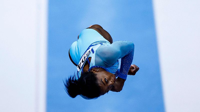 Simone Biles crea el salto 'Biles II' en el Mundial de Gimnasia de Amberes