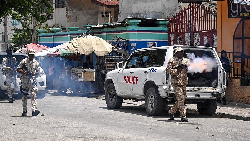 El Consejo de Seguridad de la ONU aprueba desplegar la fuerza multinacional para asistir a la polica de Hait