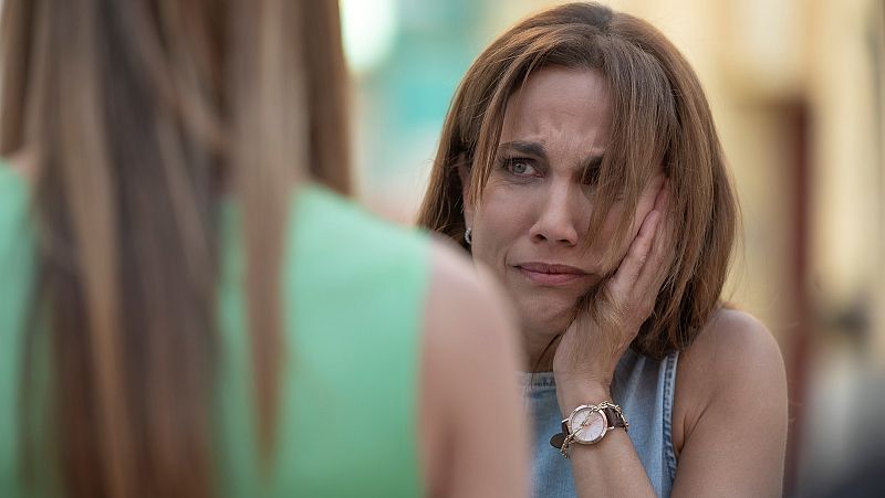 '4 estrellas' | La verdad ha salido a la luz: ¡Clara y Julio confiesan que se han acostado!