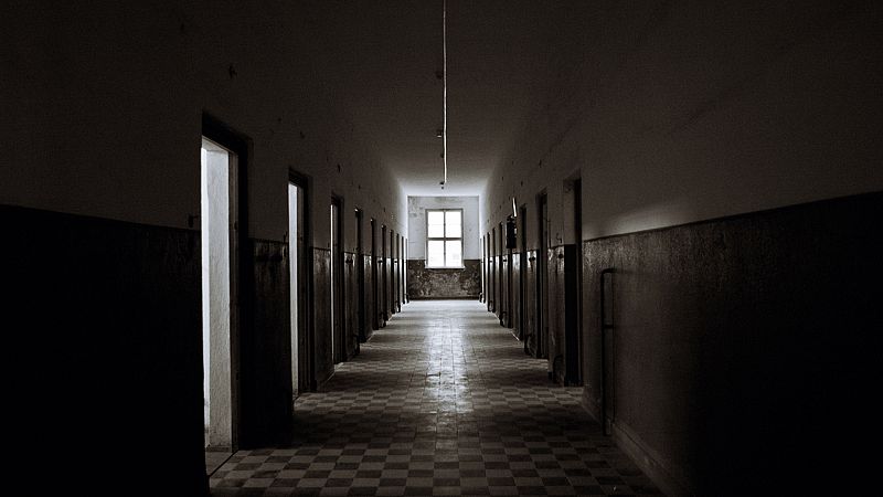 Dentro de los manicomios