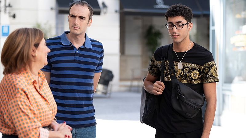 '4 estrellas' | Arturo y Felisa son familia de acogida: ¡Bienvenido, Ibrahim!