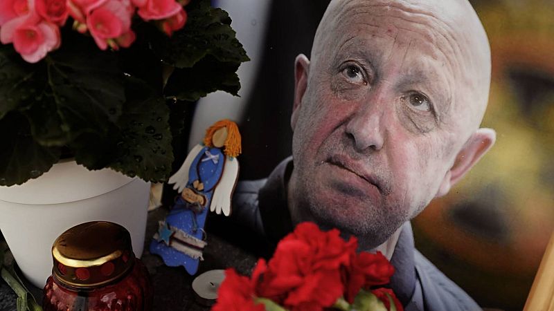 Putin asegura que el avión de Prigozhin no fue derribado y que se encontraron restos de granadas