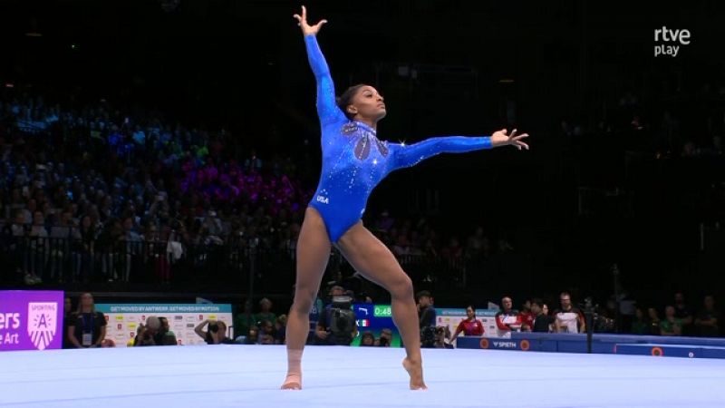 ¡La reina ha vuelto! Simone Biles vuelve a ser campeona del mundo individual