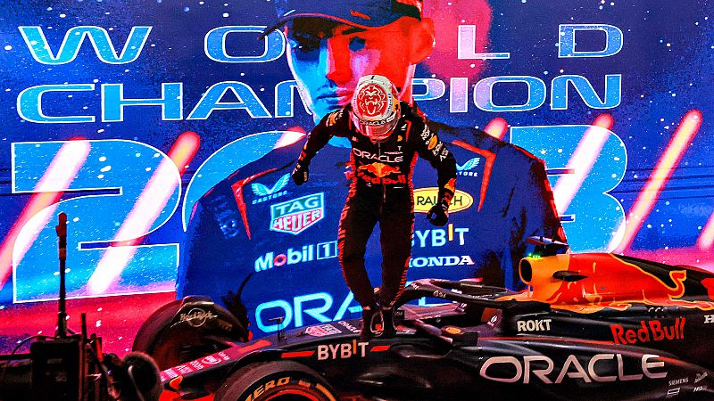Max Verstappen concluye segundo en el 'sprint' y se proclama campeón del mundo por tercer año consecutivo