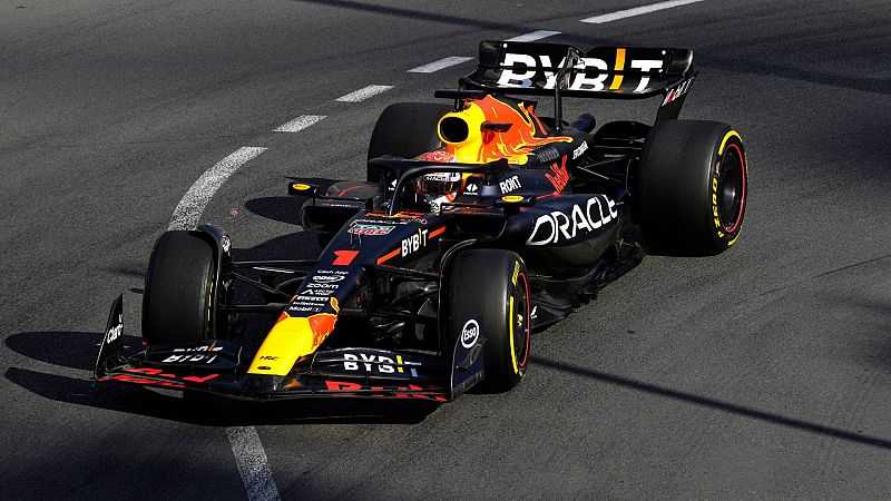 Los McLaren frustran la pole al 'sprint' de Verstappen, que tiene a tiro el proclamarse campeón