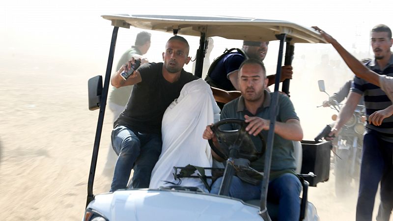 Desesperación en Israel por los más de 100 secuestrados por Hamás: "Esperamos que los devuelvan vivos"