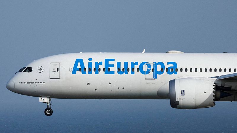 Air Europa sufre un ciberataque y pide a sus clientes que cancelen las tarjetas de crédito