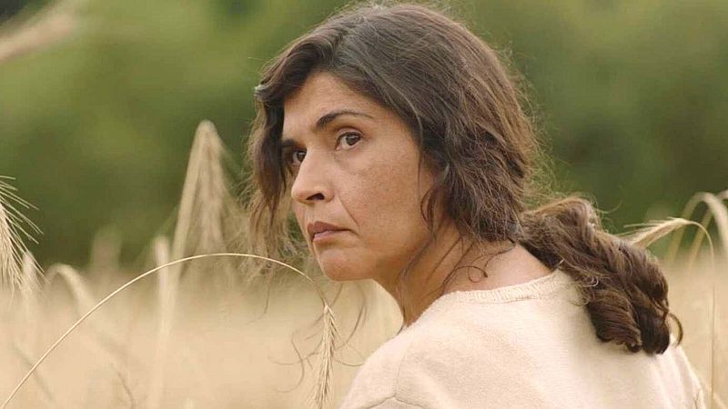 Janet Novás, la coreografía de su sorprendente debut en 'O Corno': de la danza al cine