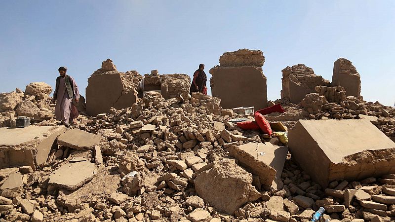 Un nuevo terremoto de magnitud 6,3 sacude el devastado oeste de Afganistán