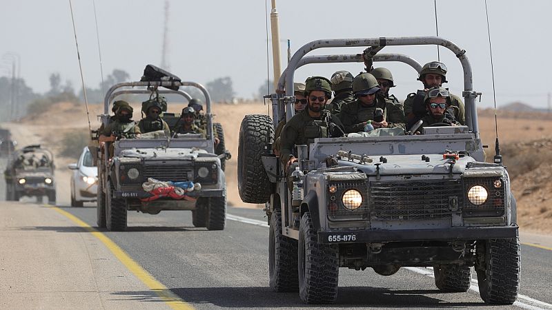 Los reservistas israelíes no dudan en unirse al Ejército para combatir a Hamás: "Si hay que luchar, hay que luchar"