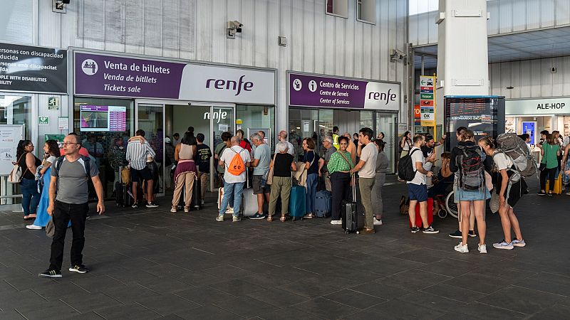 Restablecida la circulacin de alta velocidad entre Madrid y Levante tras una avera que afect a miles de usuarios