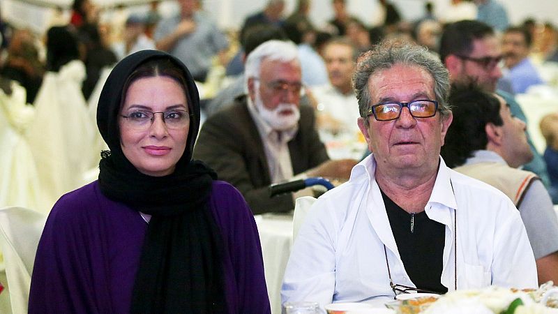 Aparece asesinado el director de cine iraní Dariush Mehrjui, ganador de la Concha de Oro