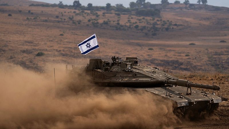 Israel mantiene su despliegue en la frontera con Gaza a la espera de un ataque por "tierra, mar y aire"