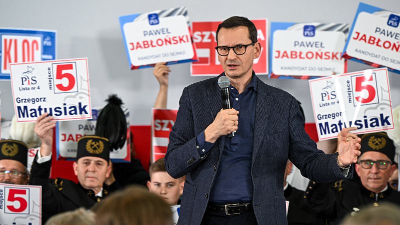 El partido gubernamental gana las elecciones en Polonia sin llegar a la mayoría, según sondeos