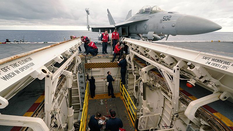EE.UU. envía un segundo grupo de portaaviones al Mediterráneo para "disuadir acciones hostiles contra Israel"