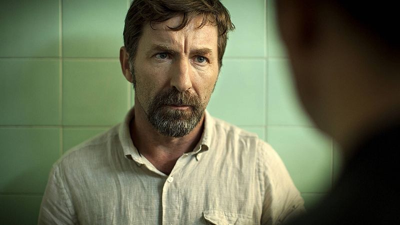 'Tarde para la ira', el thriller cañí, hiperrealista y extremo de Raúl Arévalo