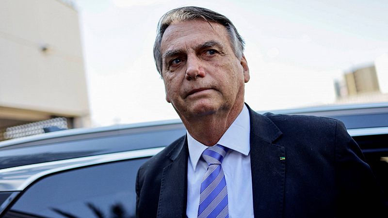 El Congreso de Brasil aprueba el informe que acusa a Bolsonaro de ser el "mentor intelectual" del asalto al poder
