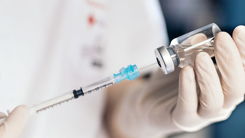 La vacuna española contra la COVID-19 recibe el visto bueno de la OMS y podrá distribuirse fuera de Europa