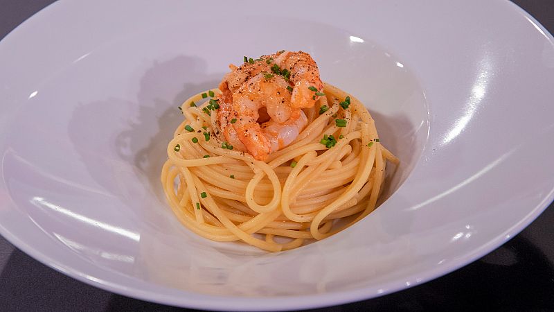 Receta de spaghetti con gambas de Blanca Romero en 'MasterChef Celebrity 8'