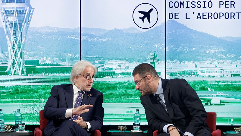 Foment planteja l'allargament de la tercera pista del Prat per sobre de la Ricarda