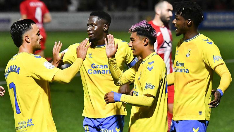 Sin sorpresas en el estreno de la Copa del Rey; Almería y Las Palmas siguen adelante