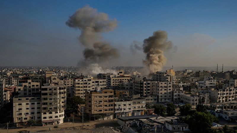 El Ejército israelí asegura haber partido en dos la Franja de Gaza
