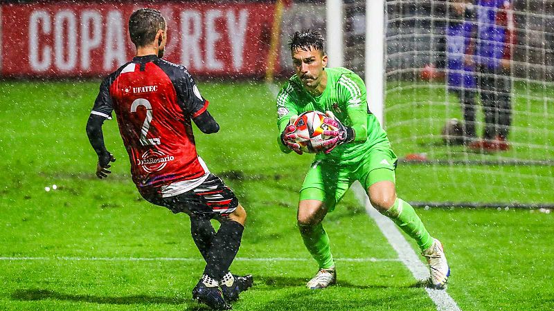 El Granada, eliminado de la Copa por la alineación indebida de Adri López