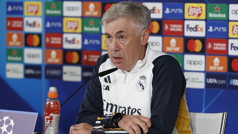 Ancelotti: "Puede que Vinicius tenga que mejorar su actitud, pero ha mejorado muchísimo"