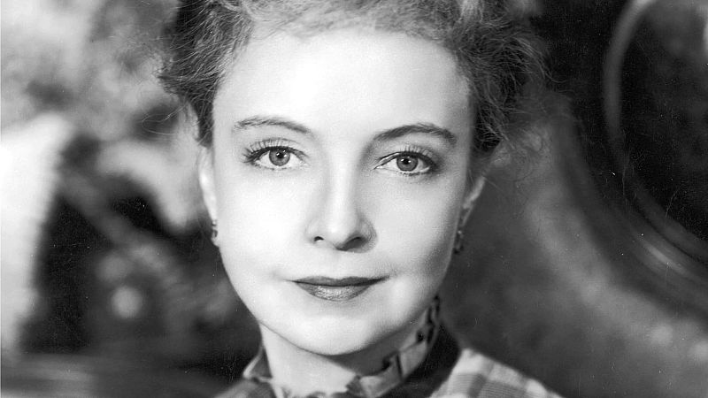 Lillian Gish, la actriz de 'Duelo al sol' que vio nacer el cine, primera dama de Hollywood