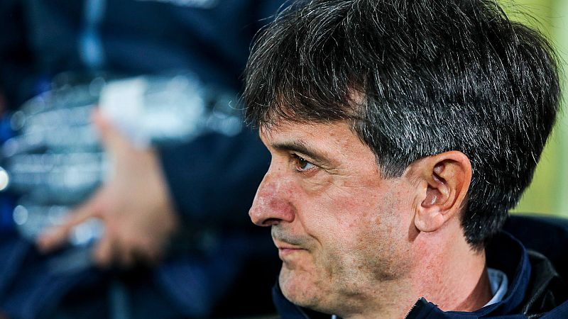 El Villarreal destituye a Pacheta y busca el tercer entrenador en tres meses de temporada