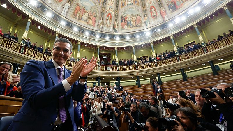 Resumen del 17 de noviembre sobre la investidura de Snchez: Nueva concentracin en la sede nacional del PSOE en Madrid