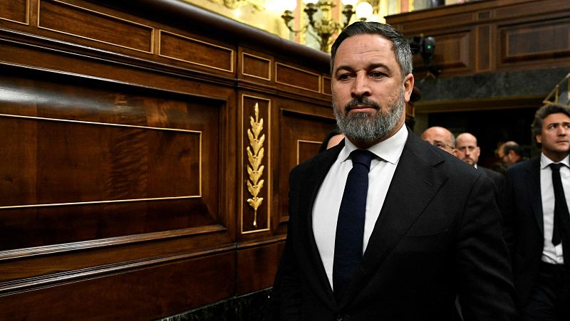 Abascal compara a Sánchez con Hitler y le acusa de "preparar un golpe": "Esta investidura es el fin de la democracia"