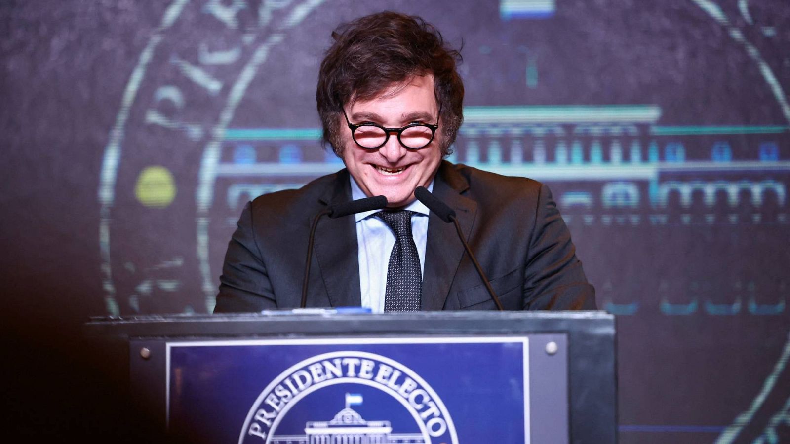 Milei: "Hoy comienza la reconstrucción de Argentina" - Informativo 24h | Ver