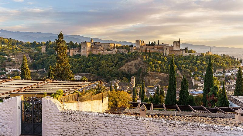 Granada, Zaragoza y Cartagena, las tres mejores ciudades españolas para vivir, según el diario francés Le Figaro