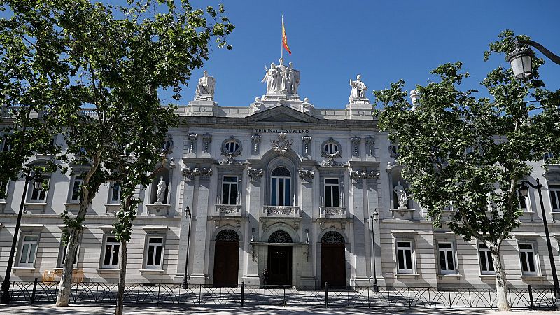 La Fiscalía recurre la decisión del juez Castellón de pedir al Supremo que investigue a Puigdemont y Rovira por terrorismo