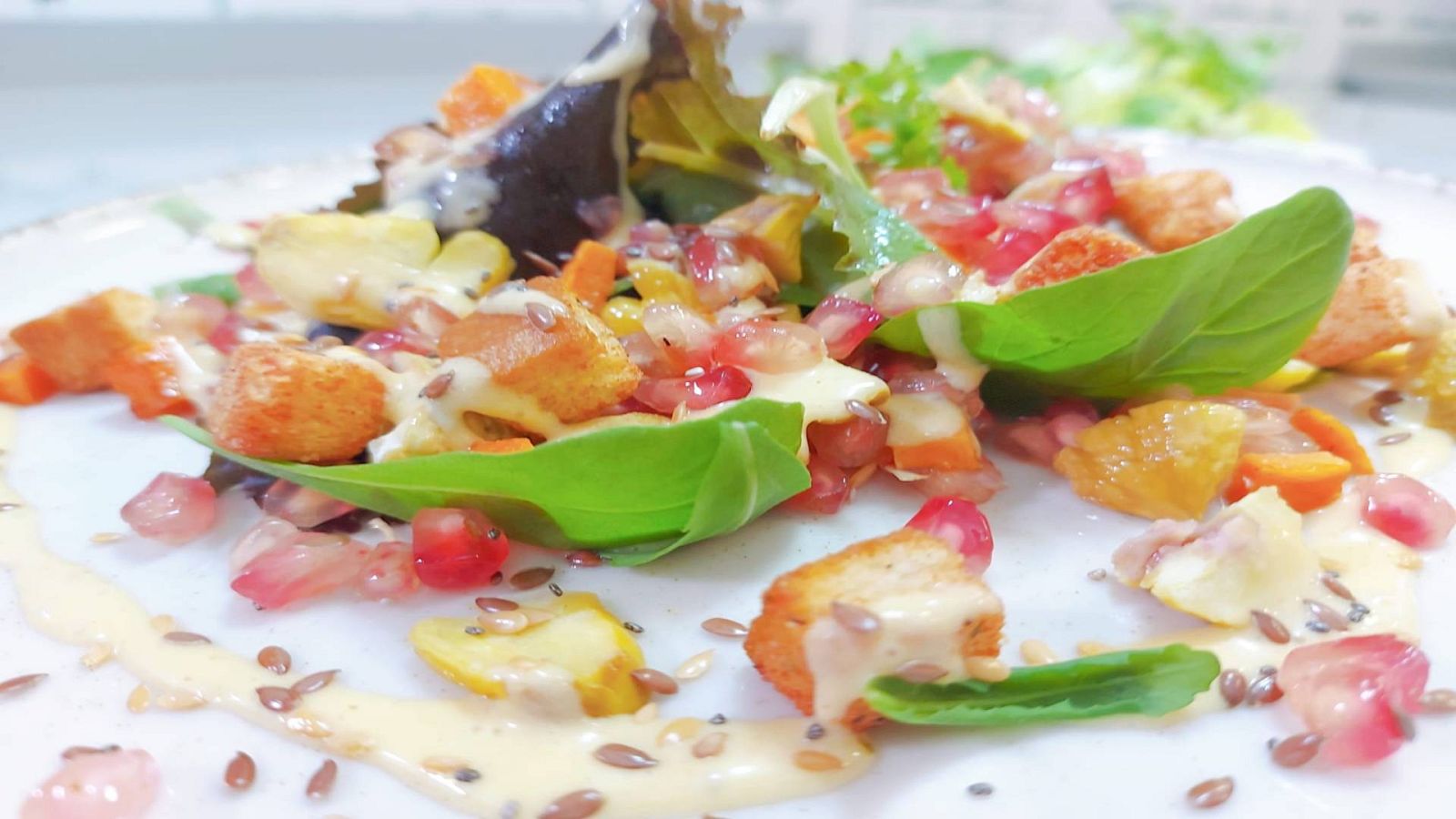 Receta de ensalada de lomo de cerdo del chef Sergio Fernández - Saber vivir | Ver