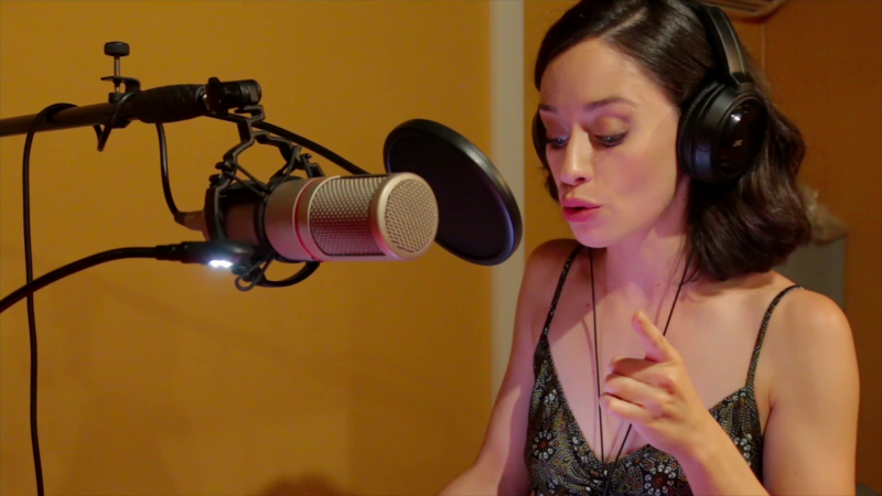 Elena Rivera versiona la canción de 'Cuéntame cómo pasó' ¡Así suena!