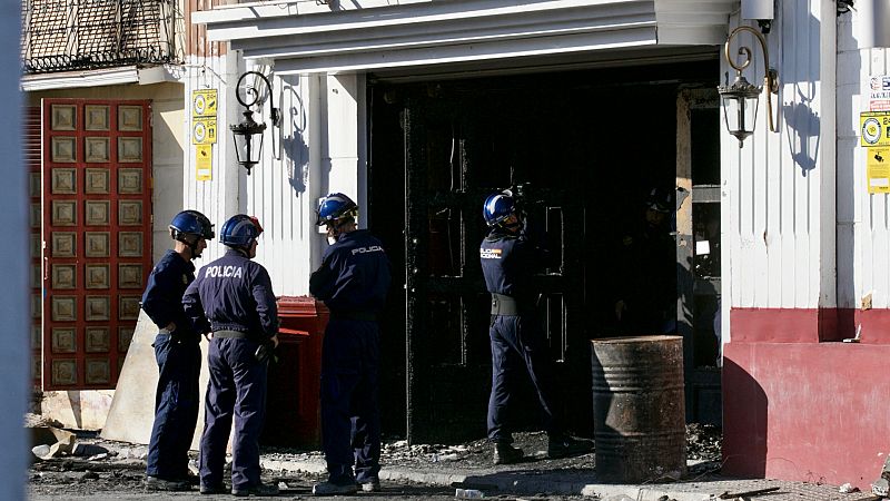 El fuego en la discoteca de Murcia se propagó en pocos minutos por una máquina de chispas y una cadena de errores