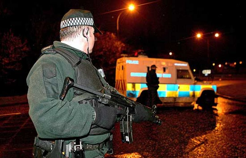 Muere un policía norirlandés en el segundo atentado contra las fuerzas de seguridad en 48 horas