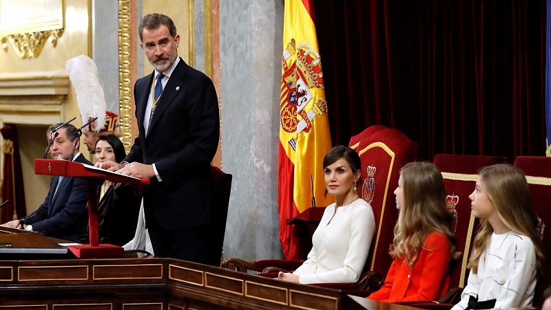 El rey preside la apertura solemne de las Cortes sin la presencia de los partidos independentistas