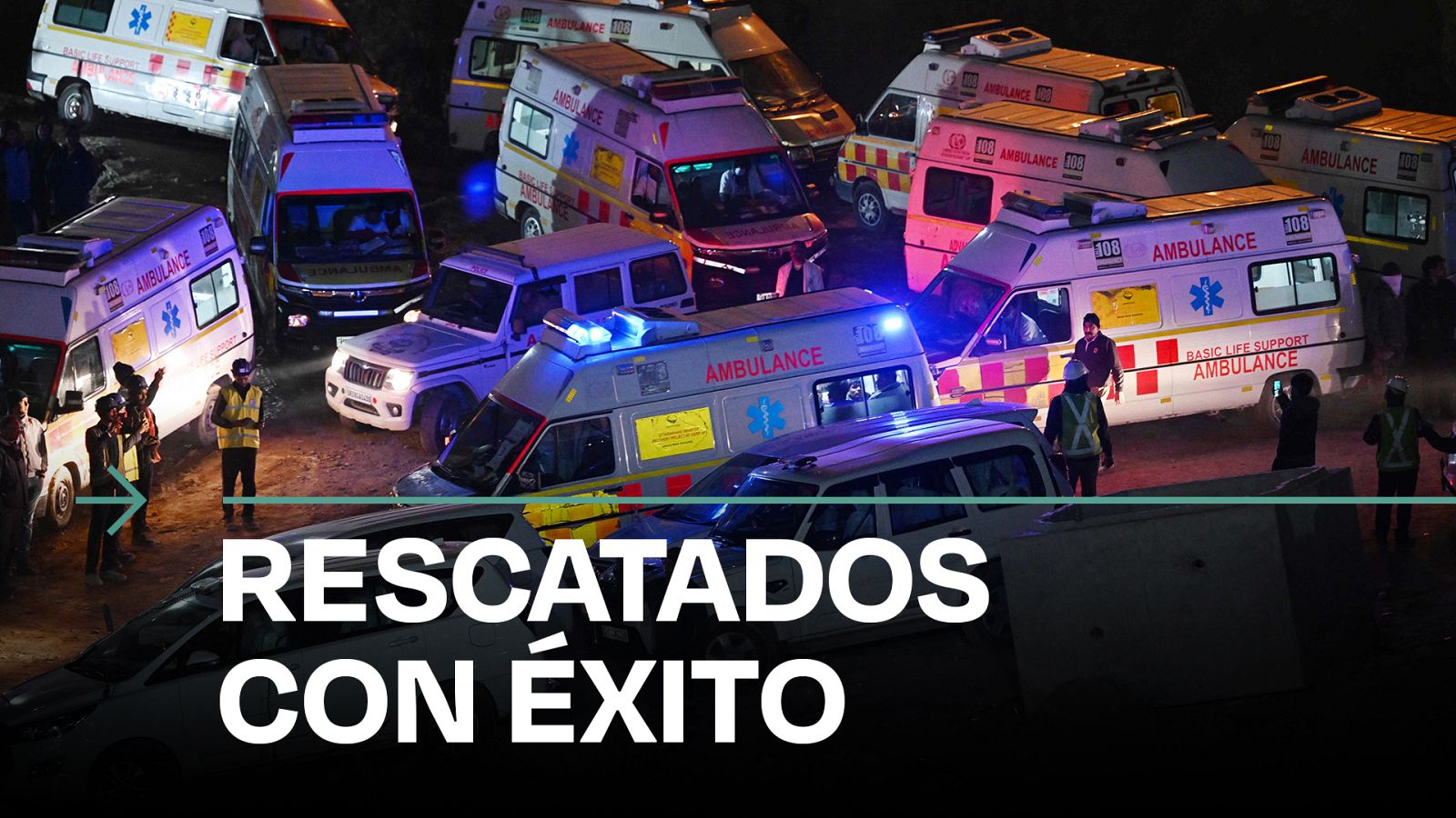 Los servicios de rescate de India han logrado este martes rescatar con vida a los 41 trabajadores que llevaban 17 días atrapados en un túnel en obras por un derrumbe en Uttarakhand, al norte de India.