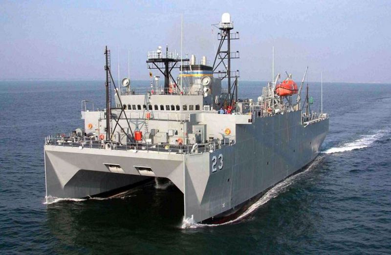 China expulsa un barco estadounidense que espiaba cerca de una base militar