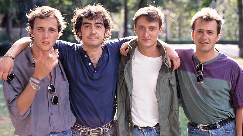 Los Hombres G nacieron en TVE como músicos 'fake'