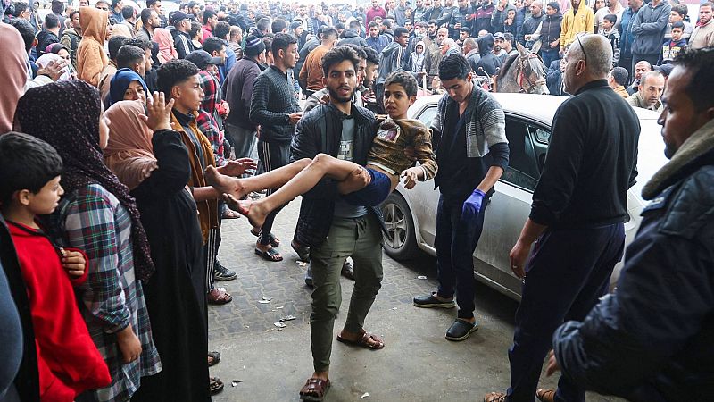 Israel intensifica sus bombardeos en el sur de la Franja y combate a Hamás en los alrededores de Jan Yunis