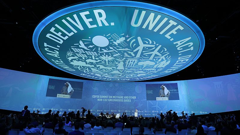 La COP28 de Dubái bate el récord de representantes de la industria de energías contaminantes