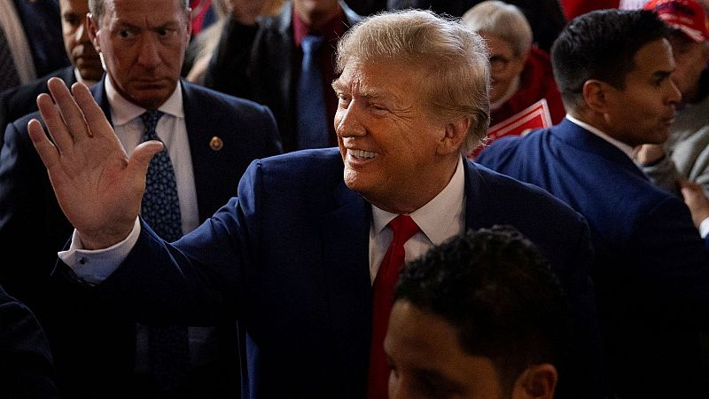 La Fiscalía acusa a Trump de enviar a los Proud Boys a asaltar el Capitolio para "obstruir" la certificación electoral