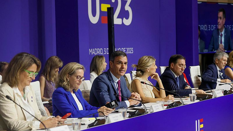 Guerras, investiduras y un pacto migratorio enquistado: así ha sido la vertiginosa Presidencia española del Consejo de la UE