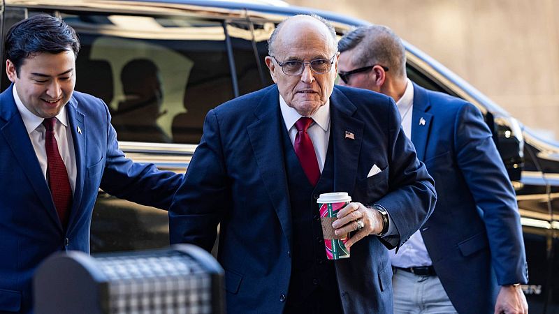Condenan a Rudy Giuliani a pagar 148 millones de dólares por difamar a dos trabajadoras electorales de Georgia